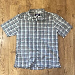 Patagonia Button Down - Medium